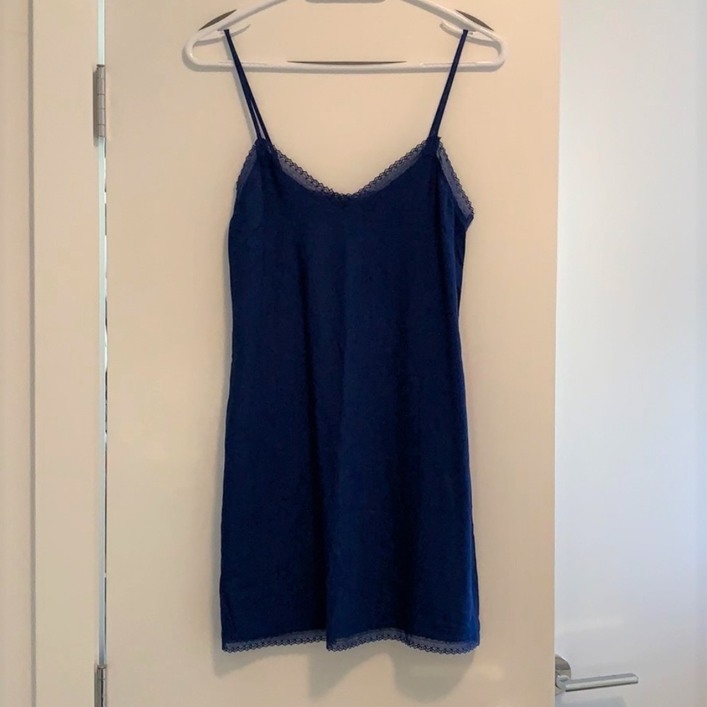 ARITZIA TALULA BLUE SLEEVELESS MINI DRESS - XSMALL